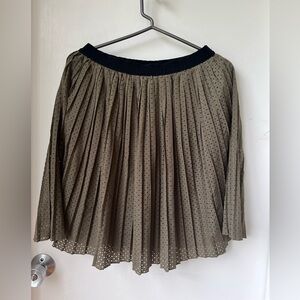 Joe fresh olive eyelet pleated skirt size S